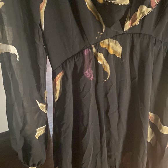 Aritzia Wilfred Mille Dress - Picture 5 of 6